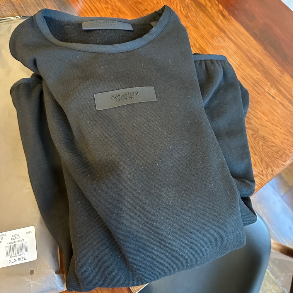 Fear of God Essentials men’s sweatshirt with pockets size XL